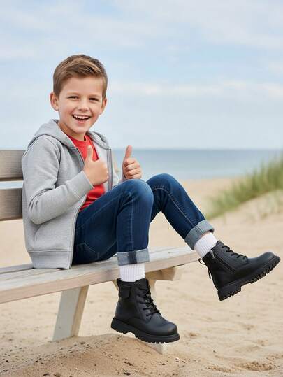 1 Pair Kids' New Black Flat Boots, Toddler Riding Boots, Punk Style Embossed Craftsmanship Side Zipper Design, Suitable For 2-15 Years Old Children, Versatile For Outings And Gatherings All Year Round