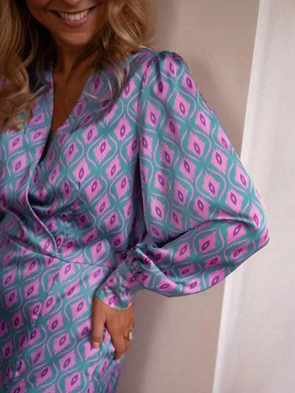 YI XUAN Plus Size Women's Elegant Long Sleeved Geometric Diamond Pink Green Contrasting Print V-Neck Women's Long Dress, With Noble Temperament, Retro Bohemian Split Style Autumn Elegant Luxury Women's Dress; Suitable For Family Dates And Daily Activities.