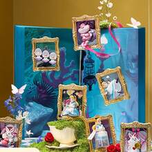Miniso Disney Alice im Wunderland Kunstgalerie-Serie Blind Box, PVC+ABS Material, Kunstgalerie-Ölgemälde-Texturdetails, Schreibtisch-Dekoration Ornament, geeignet zum Sammeln und Verschenken (1 Stück, zufällig versendet) - Verschiedenfarbig - Übersicht 2