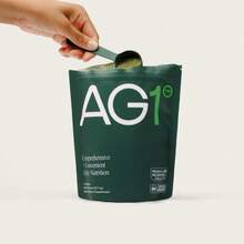 AG1 Greens Powder Supplement | Improve Gut Health | Multivitamin, Probiotic, Gluten Free, Vegan And Keto Friendly | Shaker &Amp; Scoop Included | 75 Vitamins (Athletic Greens), Classic Formula - Flavor NameC - 查看 9