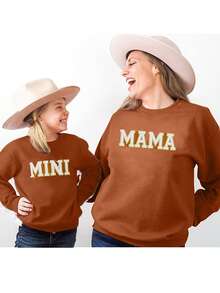 Mommy And Me Matching Outfits Christmas/Halloween Sweatshirts Family Matching Xmas Clothes Long Sleeve Crewneck Mama/Mini Letter Print Sweatshirts Pullover Tops Winter Fall Clothes - màu nâu - Xem 2