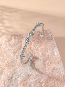 1 قطعة أساور كبل مفتوحة مرصعة بالزركونيا المكعبة، أنيقة ومريحة وملائمة للارتداء اليومي والهدايا