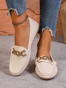 Beige Women's Slip-On Loafers With Gold Chain Decor, Comfortable Flat Classic Shoes For Autumn - Beige - View 3