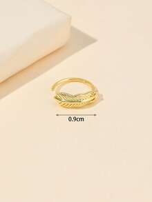 1 Pc Multi-Piece Fashion Versatile Silver & Gold-Toned Feather, Cubic Zirconia & Leaf Detail Nose Ring Set For Daily & Festival Celebration