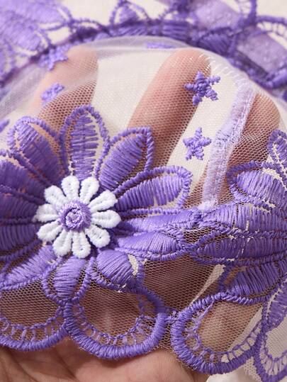 Paars Semi Transparent Com Tafel Breathable Daisy Geborduurde Bloemen Mesh Hollow Verleidelijke Lingerie Set, Lazy Two Pieces BH Sweet Thong, Various Parties view 5