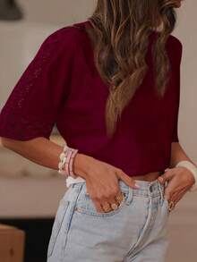 女士优雅纯色镂空梭织花卉装饰 T 恤，花园休闲装，春夏 - 酒紅色 - 查看 4