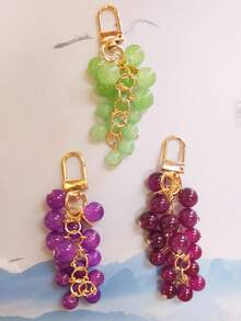 Resin Transparent Beaded Grape Pendant New Creative Student Schoolbag Decoration Keychain Gift, Decorative Accessories Fruit Decoration Bag Chain Pendant Bag Extender Replacement Extension Chain With Chain Pendant Amethyst Grape Protective Cover Pendant New Ins Creative Student Schoolbag Decoration Keychain Gift,