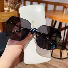 1 件超大渐变色 - 耐用金属框架，超大方形，时尚驾驶镜片，海滩旅行 - 男女通用设计