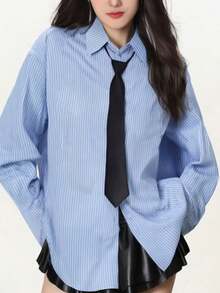女士休闲条纹前扣衬衫（配领带）