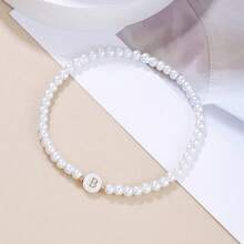1 pieza Pulsera con inicial y cuentas de perlas falsas para mujer