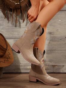 Botas Ocidentais Femininas Novas, Botas Caubói de Couro Clássicas com Bordado, Bico Quadrado, Salto Grosso, Cano Médio, Estilo de Férias, Adequado para Uso Externo, Todas as Estações