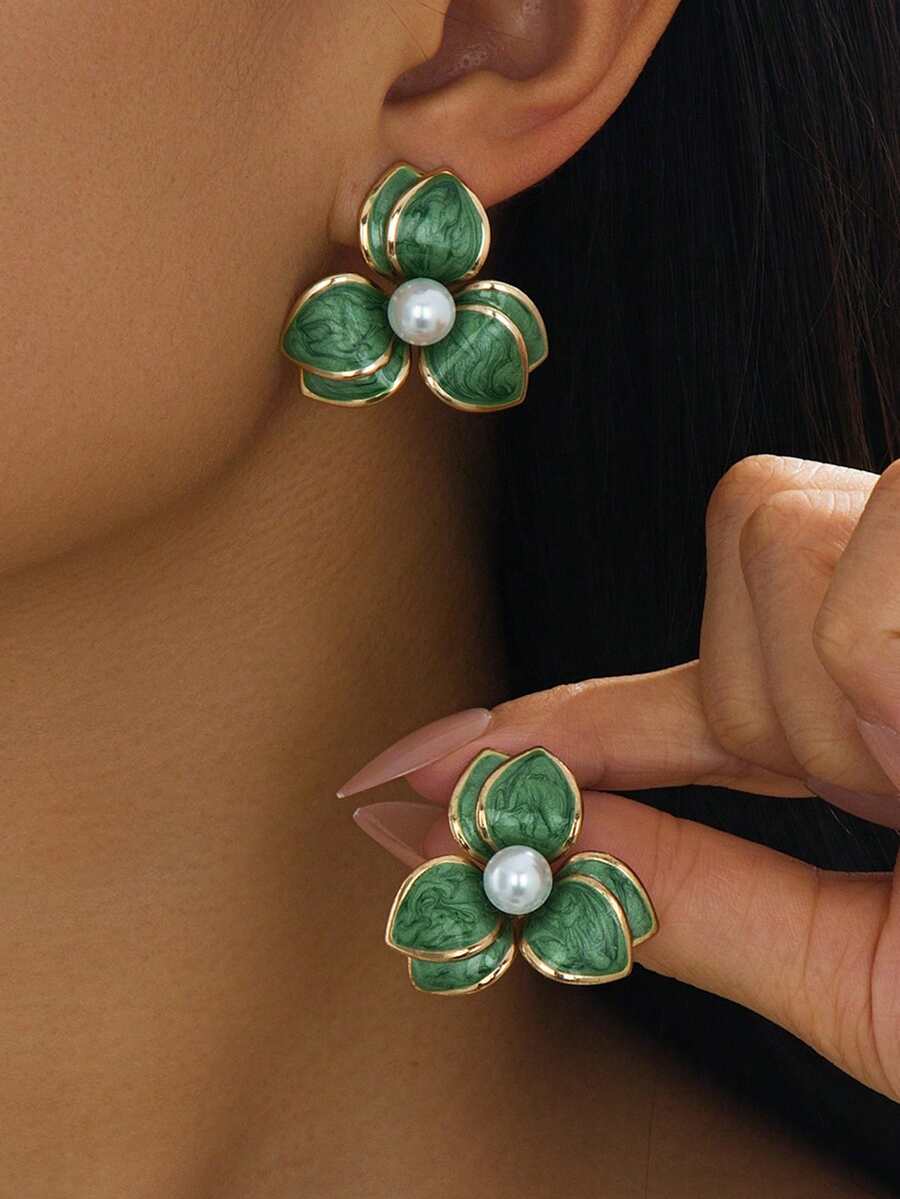 1 Pair Elegant Handmade Green Double-Layer Flower Stud Earrings With Pearls Inlay For Women - Green - View 1