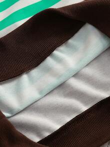 Set di felpa per bambini da 4 a 7 anni, composto da maglia a maniche lunghe con stampa a righe e dinosauri + pantaloni casual con tasche e stampa di dinosauri, adatto per primavera/autunno, per tempo libero, attività all'aperto, sport e uso quotidiano