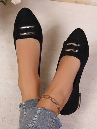 Platta slip-on-skor med spetsiga tå för kvinnor, ny mjuk botten, låg klack, halkfri, vardaglig, moderiktig strassdekor, lätt, enfärgad, andningsbar. (För breda fötter, rekommenderar att beställa en storlek större)