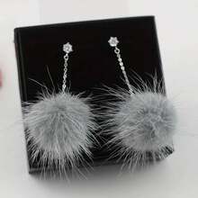 1pr Women's Christmas White Pom-Pom Earrings, Long Tassel & Fluffy Design, Perfect Autumn & Winter Jewelry For Casual Outfits, Weekend Trips, Christmas Shopping, Festive Celebrations, Gift For Her, Popular Ladies' Accessories - 粉色 - 查看 5