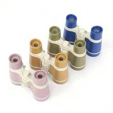 1 pieza Binoculares de alta definición de 4x30 en color púrpura, con material suave para el ocular para ocular, diseño de correa para el cuello conveniente. Rueda de enfoque ajustable adecuada para viajes al aire libre, también una excelente opción de regalo de Halloween, óptica de viaje, equipo de senderismo, mango ergonómico, binoculares ligeros, componentes ópticos de alta claridad, construcción duradera, modelo compacto, binoculares de baja magnificación, adecuados para entusiastas del aire libre, observadores de aves