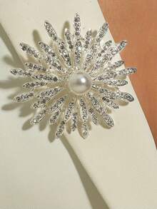1pc Elegant Snowflake Brooch, White Pearl Versatile Lapel Pin For Suit Jacket, Suitable For Christmas, Birthday, Wedding, New Year Gift - Silver - View 1