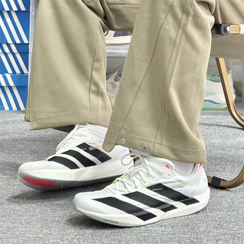 阿迪达斯男士跑步鞋 2026 新款 ADIZERO ADIOS 9 稳定缓震竞赛马拉松跑鞋 IF9419 - 白色 - 查看 1