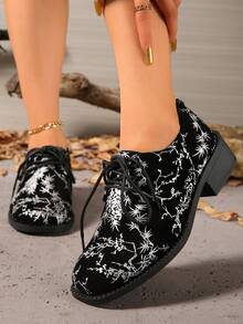 2025 Spring New Thick Sole Fashionable Lace-Up British Style Loafers For Women