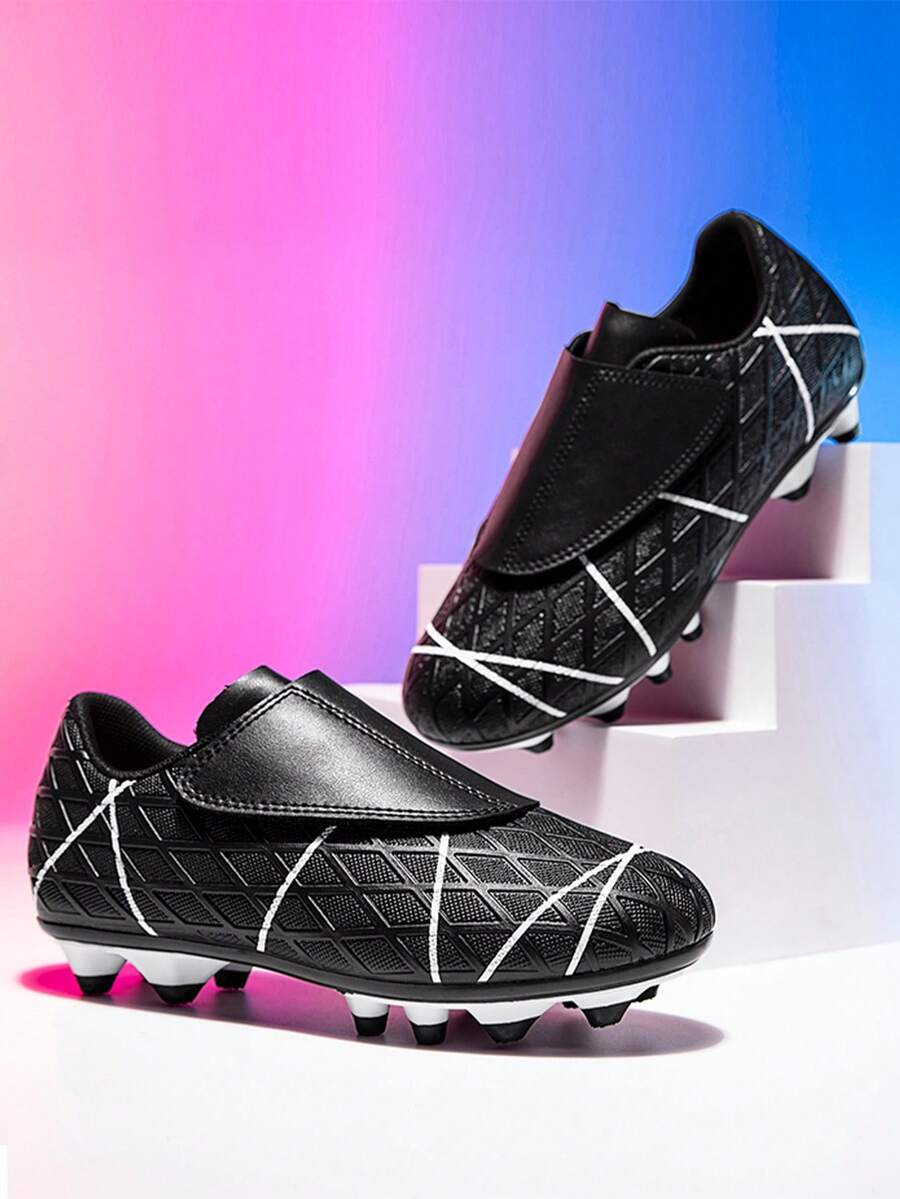 1 Pair Of Children's PU Leather Wear-Resistant, Long Nail Anti Slip Professional Children's Football Shoes, Suitable For Daily Exercise In All Seasons - Black - View 1