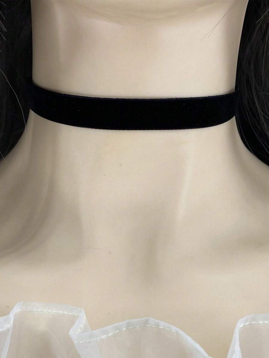 1pc Fashion Punk Style Black Velvet 1.2cm Wide Choker Necklace For Women - Width 1.2cm - View 1
