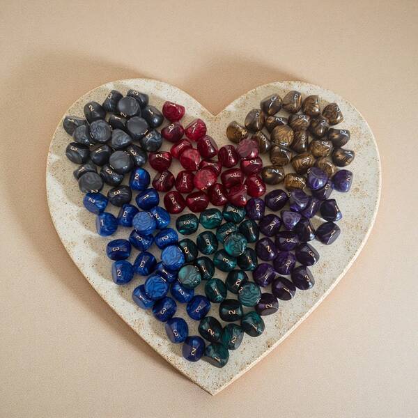 Set de 6 dados de esquinas redondeadas, números del 1 al 3, esenciales para juegos de bar | Pulidos y duraderos | Regalo creativo | Adecuado para juegos de acción | Accesorios de juegos de mesa, ideal para fiestas y juegos