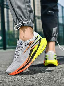 Chaussures de course respirantes pour adolescents, semelle souple et rebondissante, convenant pour la course, les sports et le port décontracté - Gris - Voir 4