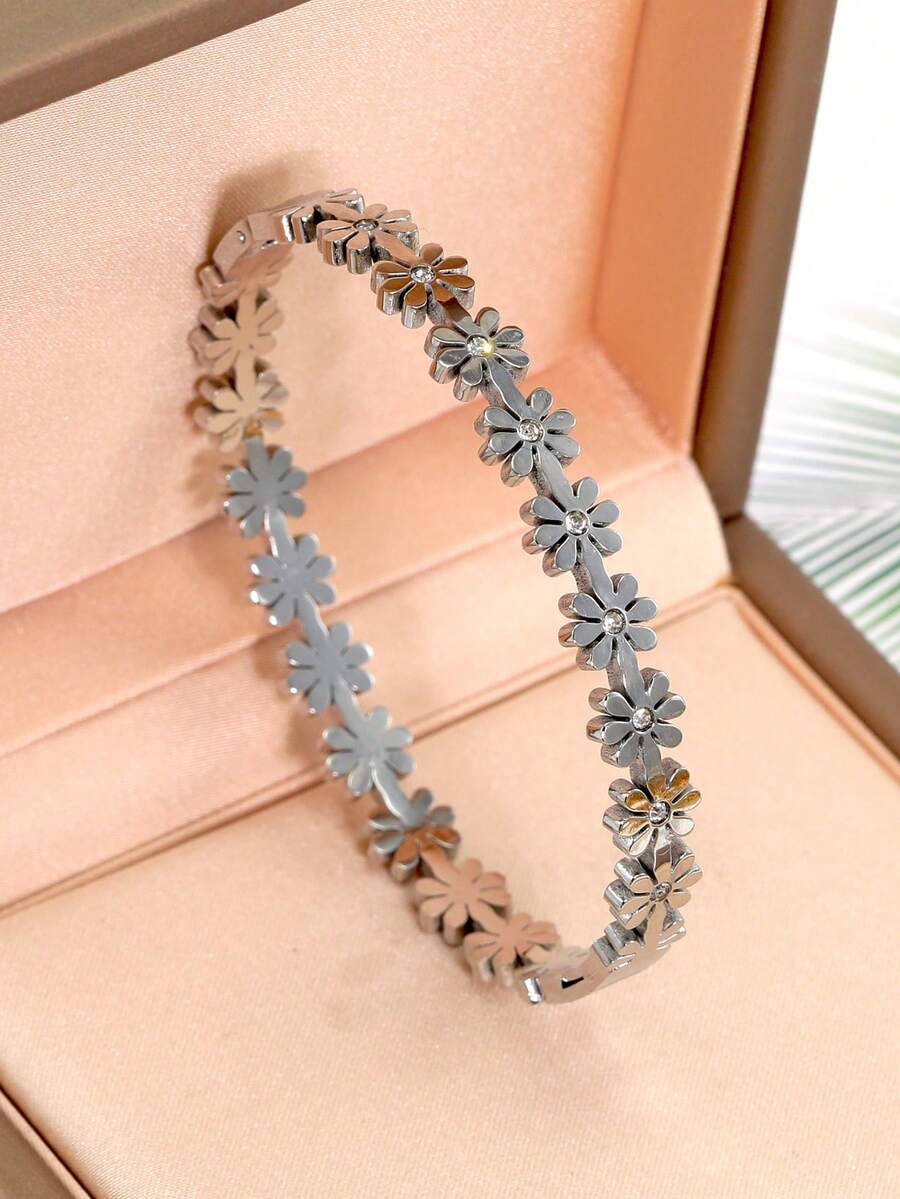 Fashionable Stainless Steel Daisy Zirconia Bangle, Suitable For Women's Party, Daily Wear, Classic Floral Design Wrist Jewelry Gift - Steel - View 1