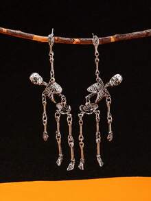1 Pair Skull Earrings Suitable For Halloween, Gothic Dark Style, Unisex - Antique Silver - View 3