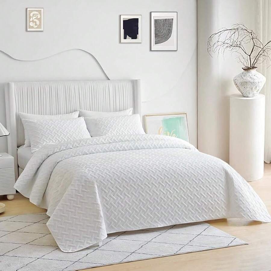 NANWEI Colcha Ligera Relieve con 2 Fundas de Almohada, Edrecolcha para Cama, Capitonado, Ultra Suave, Hipoalergénico (Blanco, King) - Blanco - Ver 1