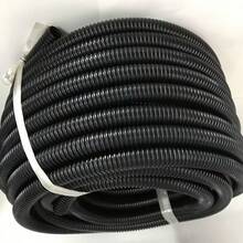 25m Rolle mit 1,8cm-2cm Durchmesser schwarzem PVC gewelltem Rohr, weich & flexibler Schutzkanal, resistent gegen Nagetiere & Insekten, offenes Ende