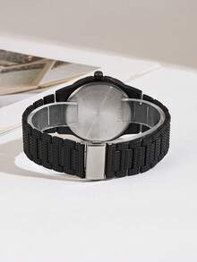 最新升级版，目前品质最高。采用方形表盘，镶钻星空图案设计，走时精准，搭载石英机芯，适合重要场合佩戴。 - 黑色 - 查看 4