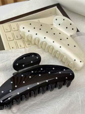 1/2pcs Women Polka Dot Semi-Circle Hair Clips Set, Minimalist Fashionable Casual Cute Acrylic Material Black & White Dotted Spotted Semi-Circle Acetate Hair Claws Clips Combo, Daily Commute Outfit Matching Bun Updo Hair Fixing Non-Damaging Fall Fashion Claw Clips Autumn Hair Accessories Elegant Hair Clutch Clips For Hair Winter For Vacation Outfits Woman