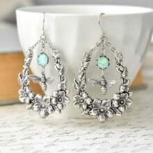 1 Pair Women's Fashion Bee & Flower Pendant Earrings