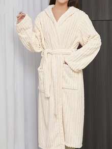 1 件女士珊瑚绒毛绒连帽浴袍，柔软舒适吸水家居服，适用于浴室、卧室、泳池、日常和旅行必备品、房间装饰、圣诞节、圣诞装饰，是返校季的完美礼物 - 彩色 - 查看 13