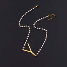 1 chiếc vòng cổ thời trang cổ điển đính chữ cái lớn và hạt ngọc trai giả, dành cho nữ. - trắng - Xem 17