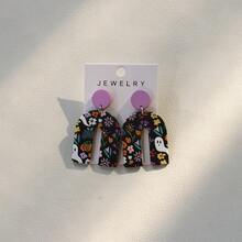 1 pereche de cercei cu pandantiv acrilic cu elemente de groază cu fantome drăguțe și amuzante de Halloween, cadou pentru petrecere și sărbătoare pentru femei