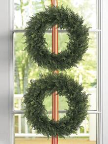 1/2pcs Artificial Cedar Wreath, Aglaia Odorata Wreath, Boxwood Wreath, 41cm/16.14 Inches, Artificial Plant, Artificial Flower, Artificial Plant, Green, PE Material, School Dormitory Office Decoration, Outdoor Gathering Event Festival Birthday Party Decoration, Home Entrance Hotel Restaurant Living Room Bedroom Wedding Banquet Kitchen Garden Decoration, Christmas Decoration Home Decor Christmas Decorations Room Decor - Green - View 13