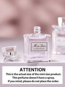 Dior [Mini] Miss Dior Blooming Bouquet EDT 5ml  / Fresh And Tender Notes / Bergamot Essence & Damascus Rose Essence And Peony Note & White Musks / A Faceted And Spontaneous Bouquet Of Newly Blossomed Flowers. Its Contrasting Scent Opens With A Burst Like That Feeling Of Falling Head Over Heels, Conveyed In The Lively Notes Of Sweet Pea And Bergamot.