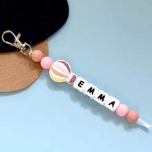 1 件定制返校个性化彩虹钥匙扣、返校串珠钥匙扣、钥匙扣标签、姓名标签、教师礼物、粉色彩虹热气球 - 字母珠鑰匙圈 - 查看 11