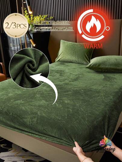 2/3pcs Green Velvet Fitted Sheet Set Warm Soft Solid Fuzzy Fitted Sheet Set King Queen Full Twin Size, Luxury Super Soft Cozy Comfy Bottom Sheet With 11.8" Deep Pocket,Suitable For Fall Winter And Spring 1Fitted Sheet+1/2Pcs Pillowcases Domitory Bedding Back School Bedding
