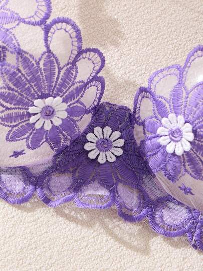 Paars Semi Transparent Com Tafel Breathable Daisy Geborduurde Bloemen Mesh Hollow Verleidelijke Lingerie Set, Lazy Two Pieces BH Sweet Thong, Various Parties view 3