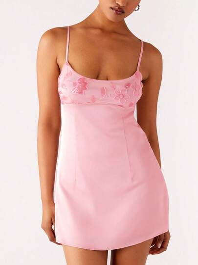 Women's Y2k Mini Cami Dress Stylish Sequin Flower Embroidered Square Neck Spaghetti Strap Prom Dress Sparkly Slim Fit Bodycon Dress Elegant A Line Dress Party Weeding Guest Pencil Dress Clubwear