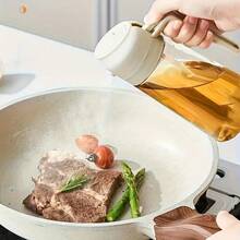 1pc 2-In-1 Portable Olive Oil Sprayer And Dispenser, 15.89 Oz Plastic Kitchen Oil Mister Bottle, For Cooking, Grilling, Air Fryer, Baking, Salad