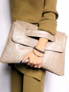 Dedoo 一件装女士时尚复古油皮斜挎包。都市时尚，休闲简约，优雅百搭。可挎在手上、腋下或全身。适合通勤、收纳笔记本电脑、购物、旅行、情人节礼物、送给妈妈等场合。 - 卡其色 - 查看 12