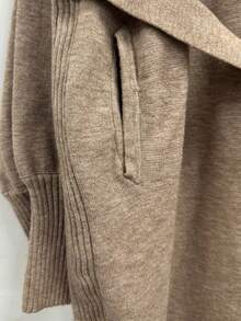 女士高领长袖连衣裙，配有腰带和收腰设计，纯色斜扣装饰，中长款羊毛针织连衣裙，适合秋冬季节穿着，秋季女装 - 卡其色 - 查看 10