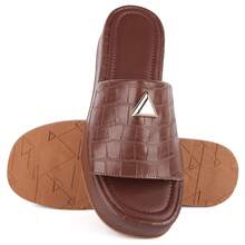 Women's Platform Sandal | Comfortable Flat Model - Coffee Brown - View 3