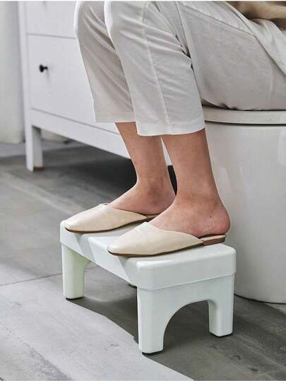 1pc Portable Thickened Plastic Footstool - Foldable + Detachable & Easy To Store, Anti-Slip Design + Durable & Anti-Aging, Can Also Be Used As Bathroom Mat, Dual-Purpose As Toilet Auxiliary Step + Toilet Positioning Mat, Suitable For Indoor & Outdoor Use