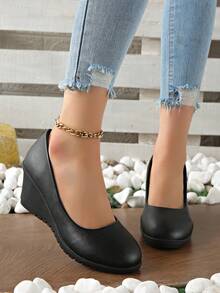 Damen Pumps mit Schleifen-Dekor und Keilabsatz, Schwarz, modisch & elegant, runde Spitze mit Metall-Akzent, bequem für den Arbeitsweg, geeignet für Partys & formelle Anlässe, Frühling/Herbst - Schwarz 2 - Übersicht 2