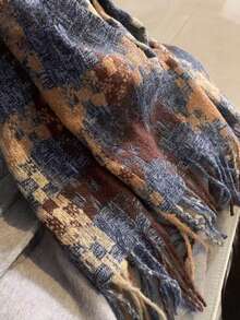 1 件新款格子流苏围巾，男女款保暖披肩，加厚长颈保暖，礼物